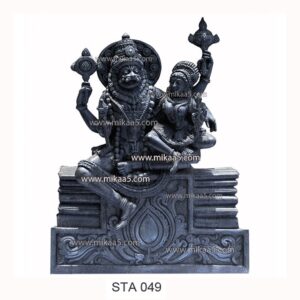 Narasimhar With Lakshmi Statue
