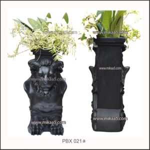 Mythic Guardian Planter